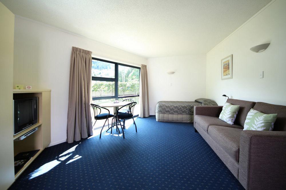 Blue Peaks Apartments Queenstown Exteriör bild